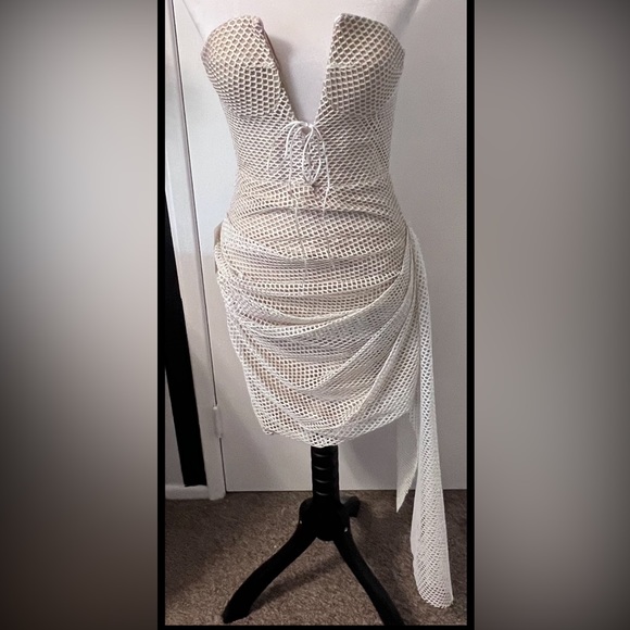 Cream Deep V Mesh with Gold Sparkle Tie Front Draped Mini Dress - NWT - Picture 3 of 6